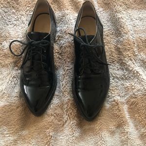 Patent Leather Oxford Nine West shoes